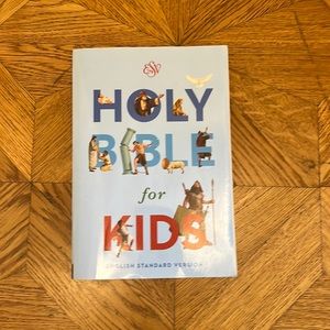 EUC Kids Illustrated Bible